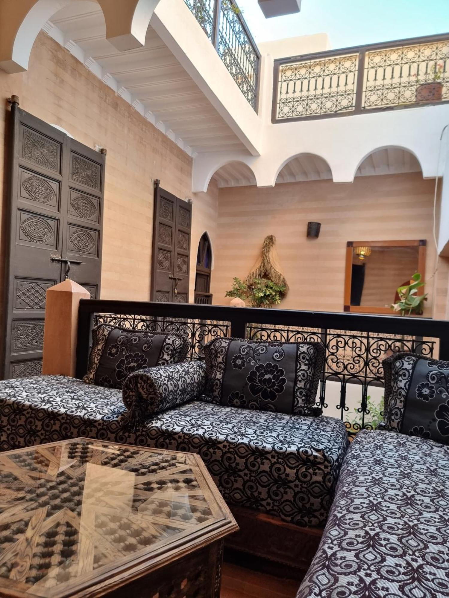 Riad Black Doors Марракеш Экстерьер фото
